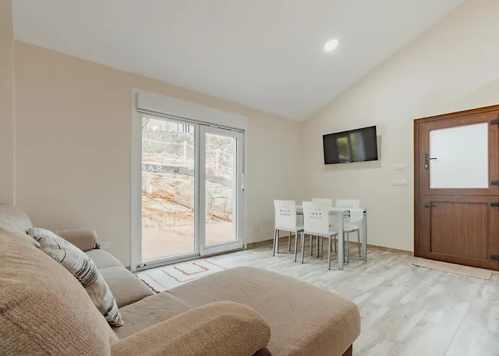 Lar De Mar * A Coruna